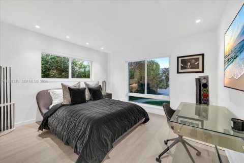 Купить виллу или дом в Серфсайд, Флорида 3 спальни, 231.51м2, № 2052378 - фото 25