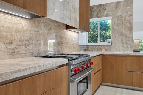 Купить виллу или дом в Серфсайд, Флорида 3 спальни, 231.51м2, № 2052378 - фото 18