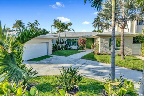 Купить виллу или дом в Серфсайд, Флорида 3 спальни, 231.51м2, № 2052378 - фото 10