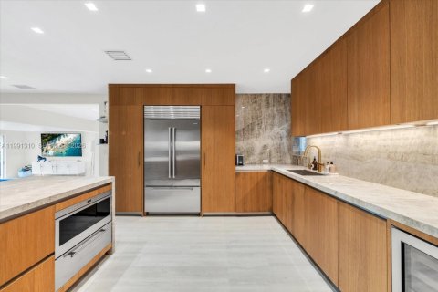 Купить виллу или дом в Серфсайд, Флорида 3 спальни, 231.51м2, № 2052378 - фото 19