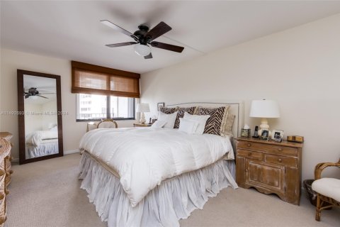 Condo in Aventura, Florida, 2 bedrooms  № 1710391 - photo 25