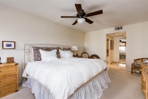 Condo in Aventura, Florida, 2 bedrooms  № 1710391 - photo 28