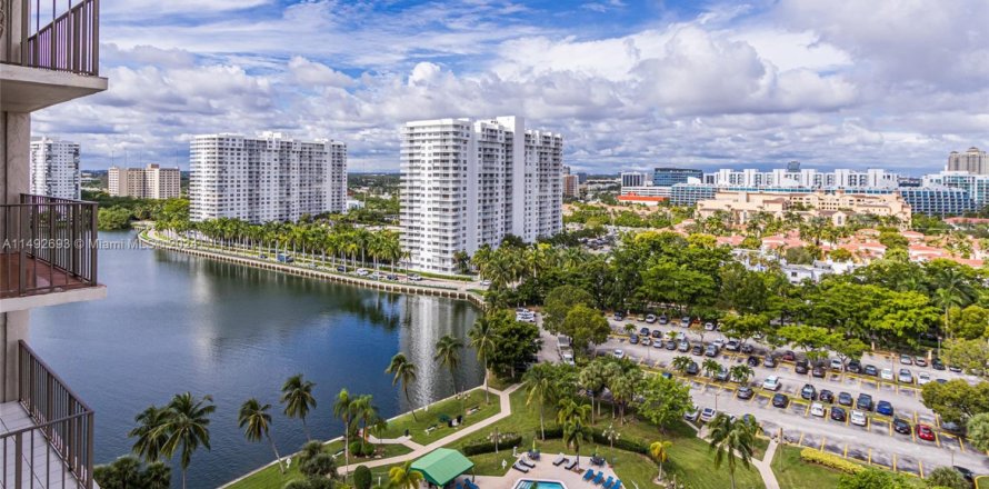 Condo in Aventura, Florida, 2 bedrooms № 1710391