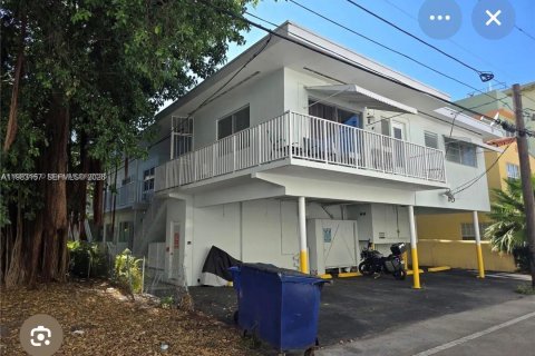 Condo à Miami Beach, Floride, 1 chambre  № 2049919