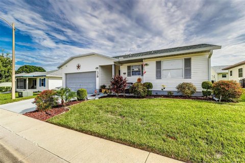 House in Lakeland, Florida 2 bedrooms, 143.53 sq.m. № 1907642 - photo 23
