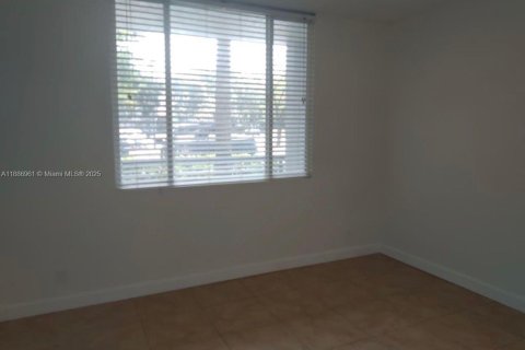 Купить кондоминиум в Коконат Крик, Флорида 2 спальни, 90.58м2, № 1933714 - фото 13