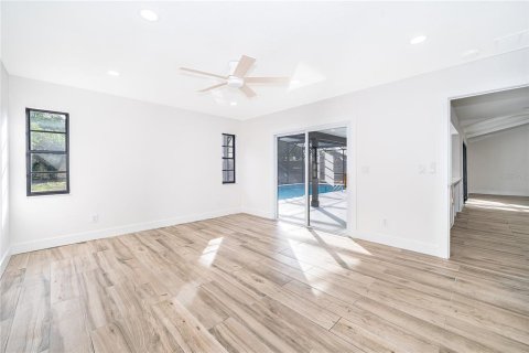 Villa ou maison à vendre à Longwood, Floride: 4 chambres, 191.94 m2 № 2144551 - photo 21