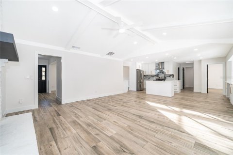Villa ou maison à vendre à Longwood, Floride: 4 chambres, 191.94 m2 № 2144551 - photo 15
