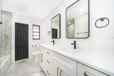 Villa ou maison à vendre à Longwood, Floride: 4 chambres, 191.94 m2 № 2144551 - photo 26