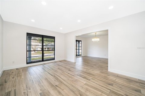 Villa ou maison à vendre à Longwood, Floride: 4 chambres, 191.94 m2 № 2144551 - photo 22