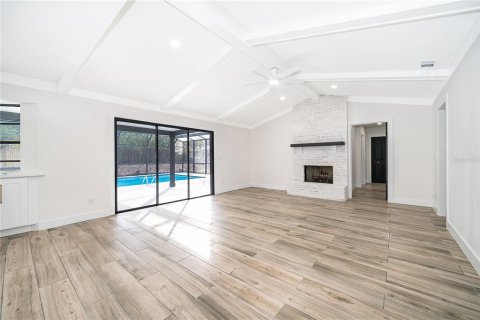 Villa ou maison à vendre à Longwood, Floride: 4 chambres, 191.94 m2 № 2144551 - photo 19