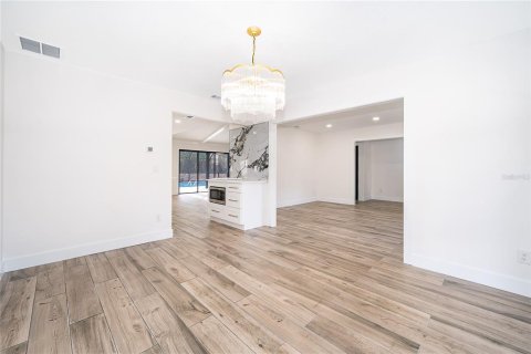Villa ou maison à vendre à Longwood, Floride: 4 chambres, 191.94 m2 № 2144551 - photo 23