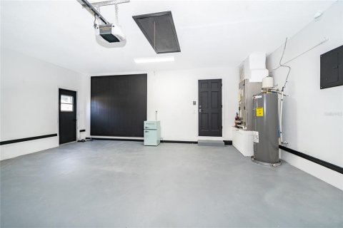 Villa ou maison à vendre à Longwood, Floride: 4 chambres, 191.94 m2 № 2144551 - photo 29