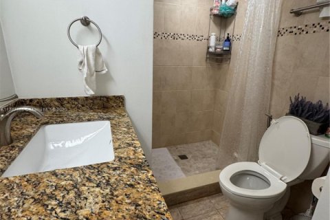 Condo in Sunrise, Florida, 2 bedrooms  № 1765058 - photo 13