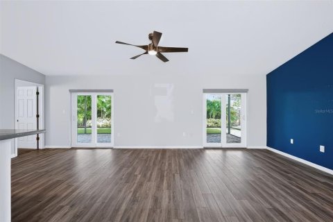 House in Palm Harbor, Florida 3 bedrooms, 127.28 sq.m. № 2405076 - photo 25