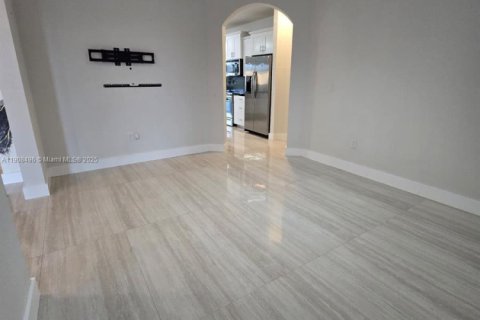 Купить виллу или дом в Майами, Флорида 3 спальни, 211.35м2, № 1964469 - фото 16