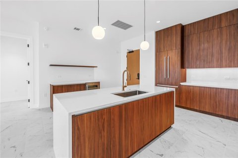 Copropriété à vendre à Saint Petersburg, Floride: 2 chambres, 162.86 m2 № 2267207 - photo 12