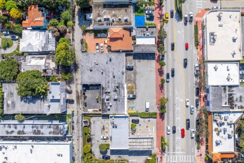 Propiedad comercial en venta en Miami Beach, Florida № 2010205 - foto 8