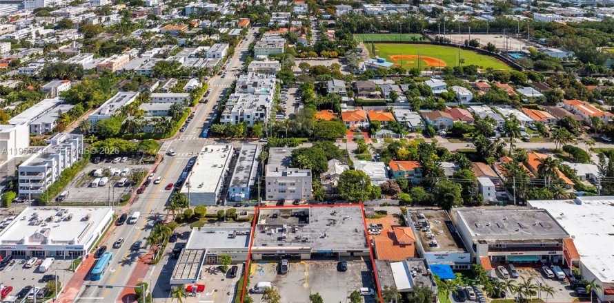 Propiedad comercial en Miami Beach, Florida № 2010205