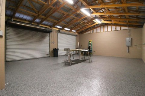 Propiedad comercial en venta en Mascotte, Florida, 12.26 m2 № 1631561 - foto 9