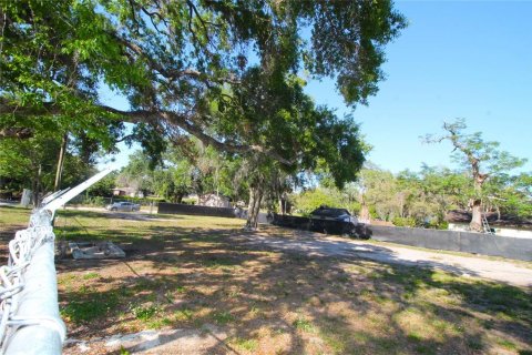 Propiedad comercial en venta en Mascotte, Florida, 12.26 m2 № 1631561 - foto 17