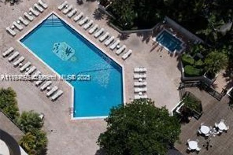 Condo in Miami, Florida, 1 bedroom № 1945879 - photo 22
