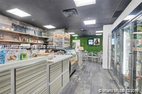 Condo in Miami, Florida, 1 bedroom № 1945879 - photo 24