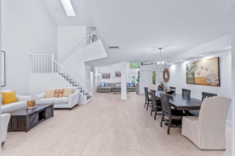 Adosado en venta en Wellington, Florida, 3 dormitorios, 294.22 m2 № 2249185 - foto 4