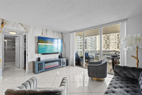 Copropriété à louer à Aventura, Floride: 2 chambres, 116.22 m2 № 2049862 - photo 14