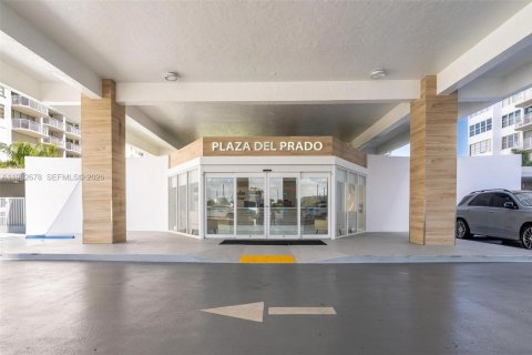 Copropriété à louer à Aventura, Floride: 2 chambres, 116.22 m2 № 2049862 - photo 2