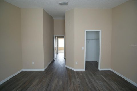 Touwnhouse à louer à Riverview, Floride: 3 chambres, 131.18 m2 № 2100592 - photo 12