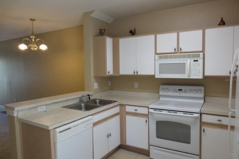 Touwnhouse à louer à Riverview, Floride: 3 chambres, 131.18 m2 № 2100592 - photo 2