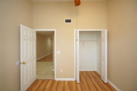 Touwnhouse à louer à Riverview, Floride: 3 chambres, 131.18 m2 № 2100592 - photo 7