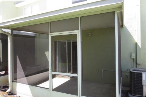 Touwnhouse à louer à Riverview, Floride: 3 chambres, 131.18 m2 № 2100592 - photo 16
