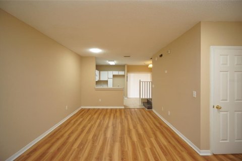 Touwnhouse à louer à Riverview, Floride: 3 chambres, 131.18 m2 № 2100592 - photo 9