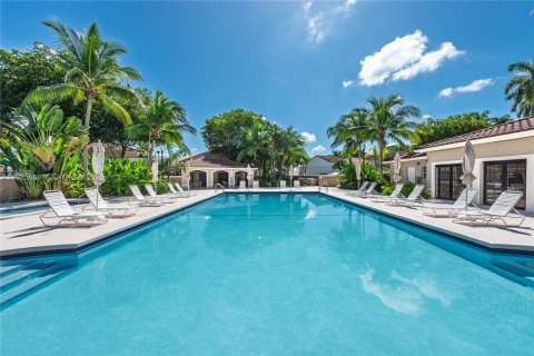 Casa en venta en Miami, Florida, 4 dormitorios, 187.29 m2 № 1984141 - foto 20