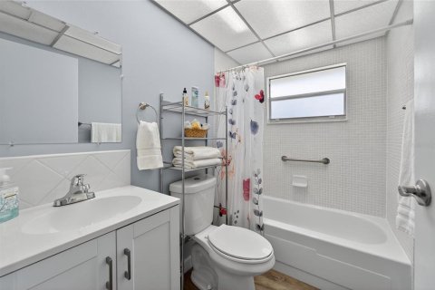 Copropriété à louer à Sun City Center, Floride: 2 chambres, 102.56 m2 № 2236397 - photo 16