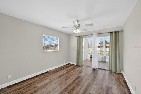 Copropriété à louer à Sun City Center, Floride: 2 chambres, 102.56 m2 № 2236397 - photo 13