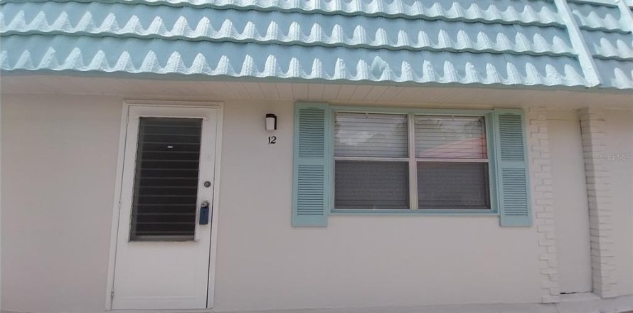 Condo à Sun City Center, Floride, 2 chambres  № 2236397