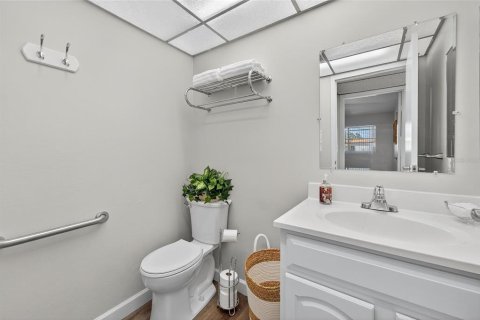 Copropriété à louer à Sun City Center, Floride: 2 chambres, 102.56 m2 № 2236397 - photo 12