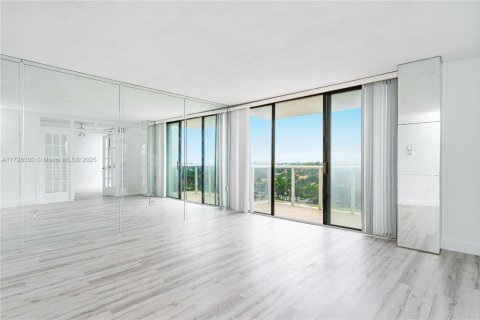 Купить кондоминиум в Авентура, Флорида 1 спальня, 83.24м2, № 1483395 - фото 1