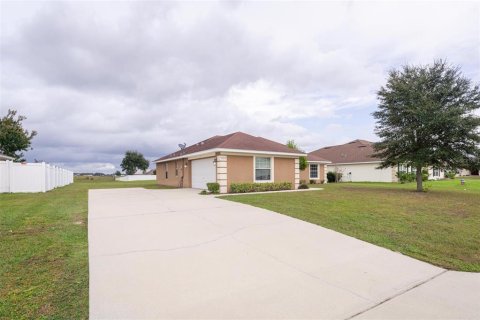 House in Ocala, Florida 4 bedrooms, 163.79 sq.m. № 2319156 - photo 27