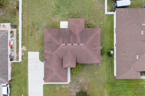 House in Ocala, Florida 4 bedrooms, 163.79 sq.m. № 2319156 - photo 9