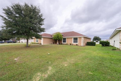 House in Ocala, Florida 4 bedrooms, 163.79 sq.m. № 2319156 - photo 26