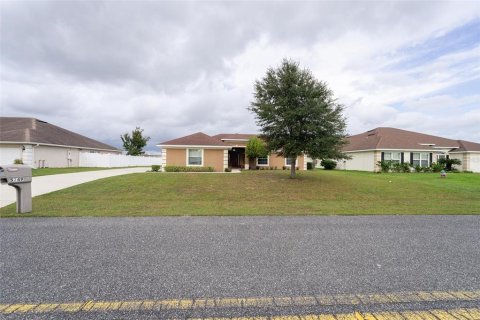 House in Ocala, Florida 4 bedrooms, 163.79 sq.m. № 2319156 - photo 24