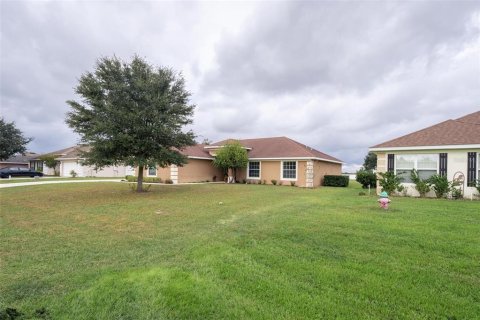 House in Ocala, Florida 4 bedrooms, 163.79 sq.m. № 2319156 - photo 25
