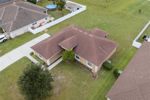 House in Ocala, Florida 4 bedrooms, 163.79 sq.m. № 2319156 - photo 6