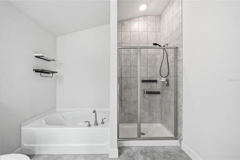 Villa ou maison à louer à Wimauma, Floride: 3 chambres, 158.31 m2 № 2434897 - photo 18