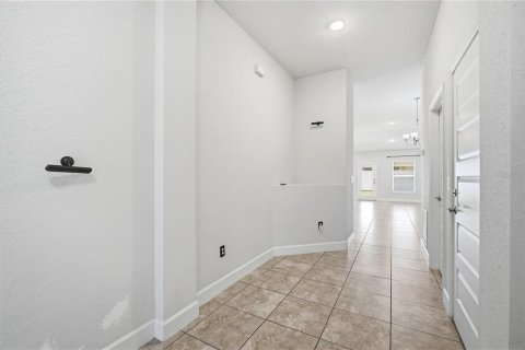Villa ou maison à louer à Wimauma, Floride: 3 chambres, 158.31 m2 № 2434897 - photo 8