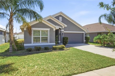 Villa ou maison à louer à Wimauma, Floride: 3 chambres, 158.31 m2 № 2434897 - photo 2